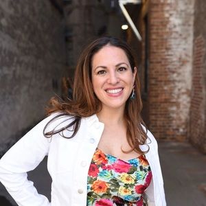 Meet your Posher, Alison